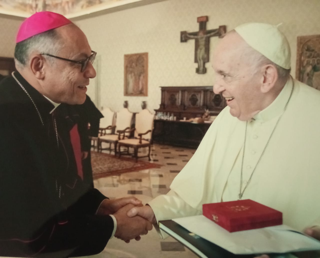 Dom Greg Rio Paix O Visita Bas Lica Dedicada A Santo Aleixo E Reza Pelo