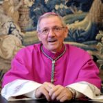Dom Claudio Cipolla, bispo de Pádua, celebra no Alto da Serra