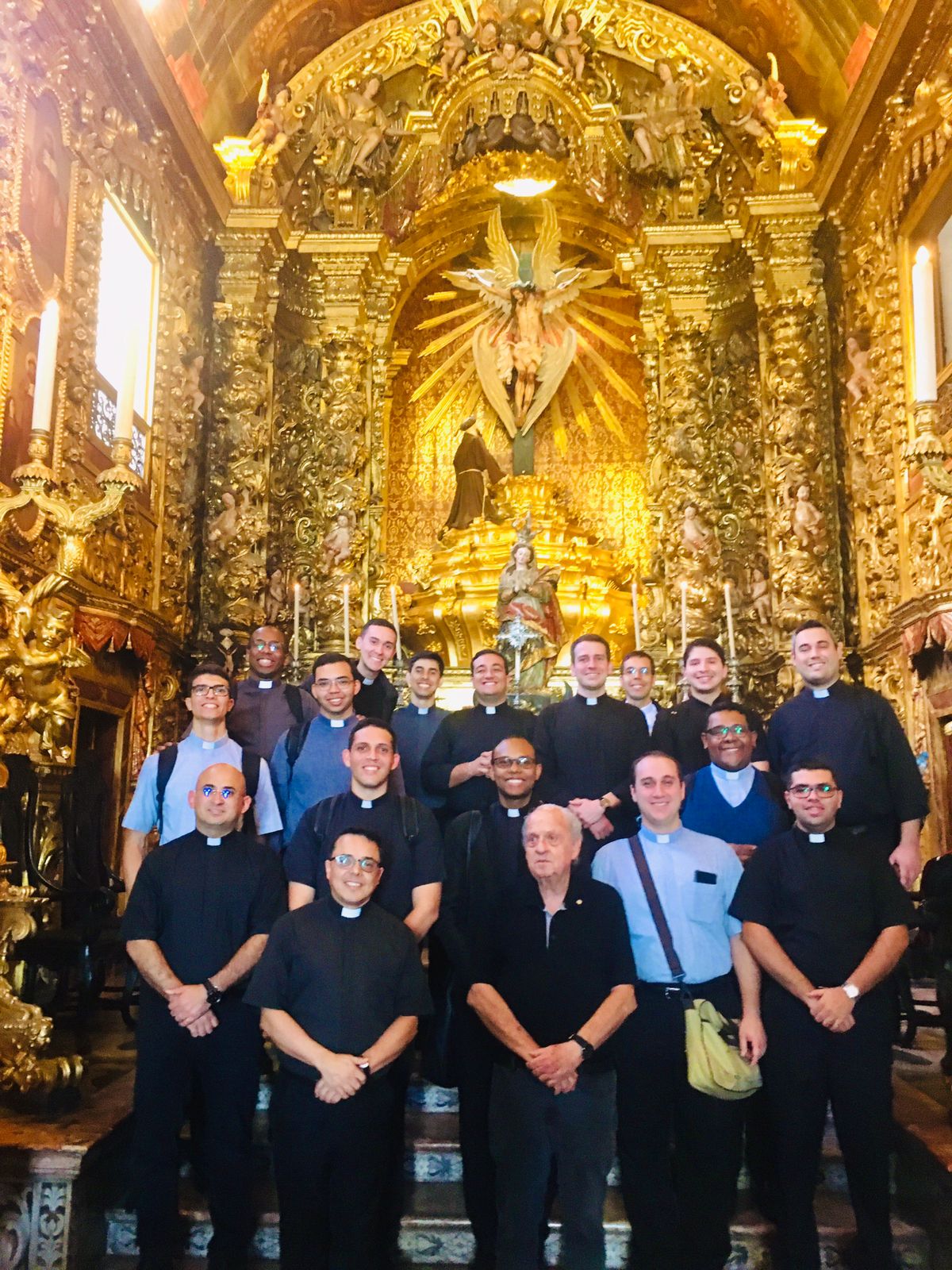 Seminaristas da Teologia fazem visita técnica ao Museu Sacro ...