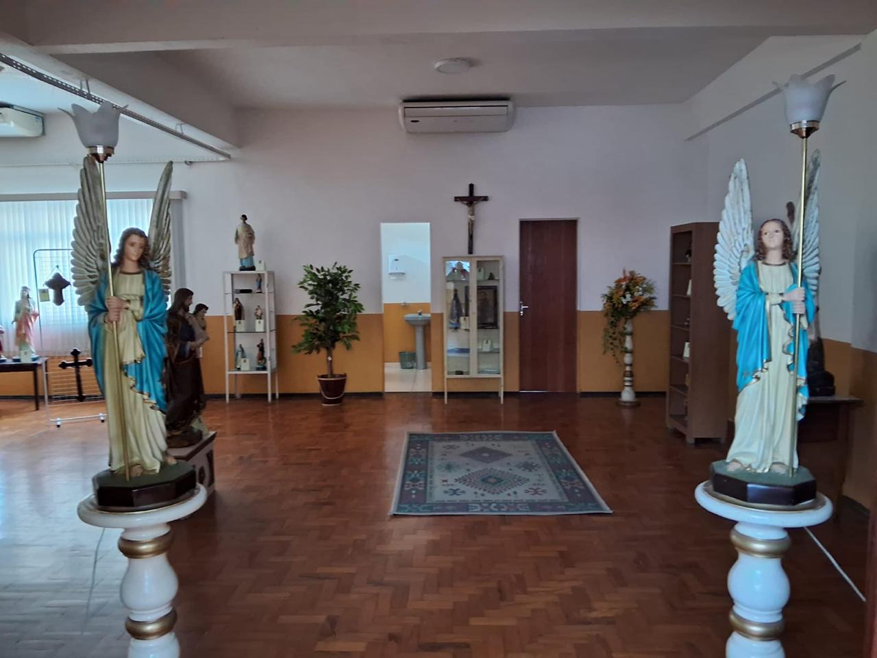 Paróquia São José promove Exposição de Arte Sacra com imagens e documentos da igreja