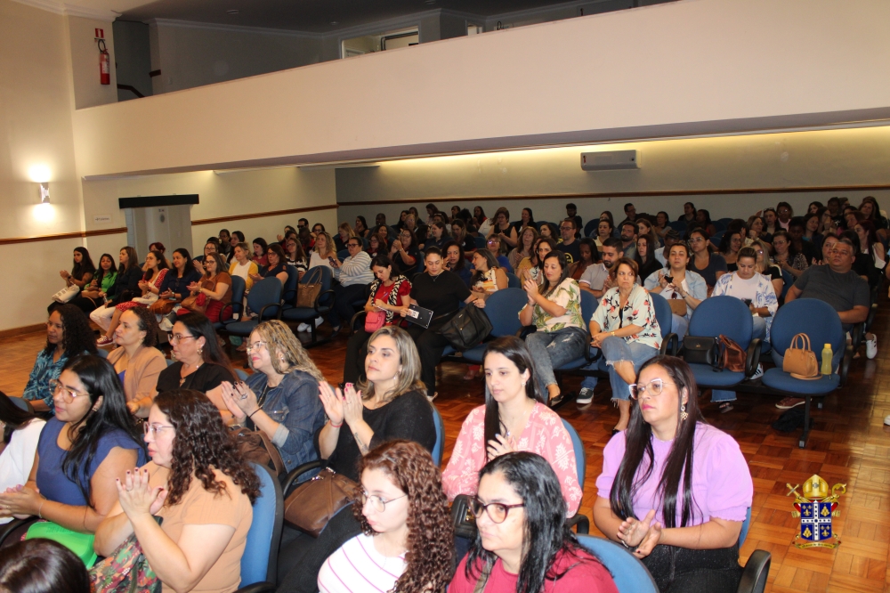 Congresso da Pastoral da Educação reúne professoras no Colégio Santa Isabel