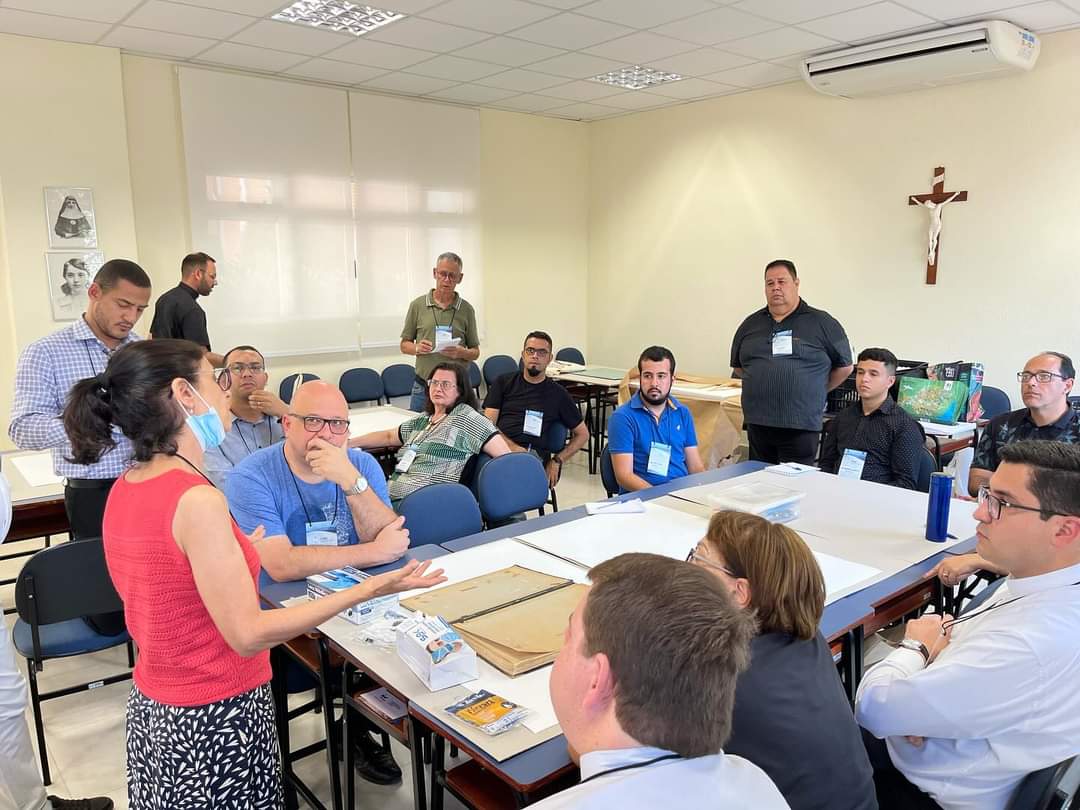 Padre Thomas Andrade participa de Seminário sobre Bens Culturais da Igreja em Belo Horizonte