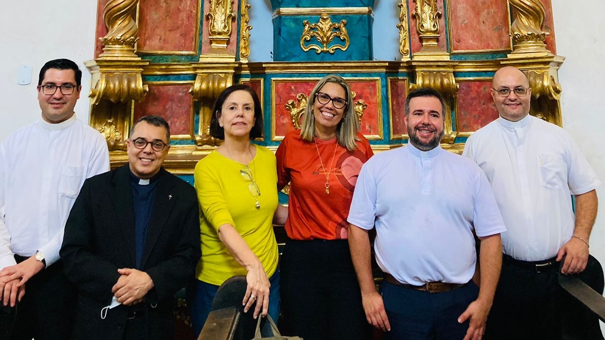 Subcomissão de Arte Sacra e Patrimônio visita Matriz de Nossa Senhora da Piedade em Magé