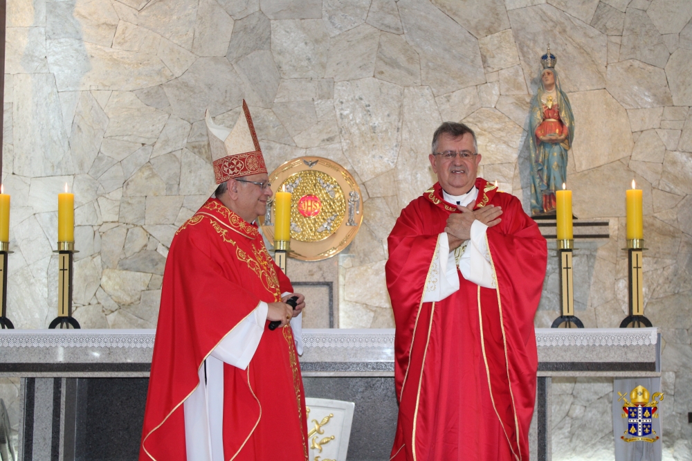 Padre José Celestino toma posse na Paróquia de Areal