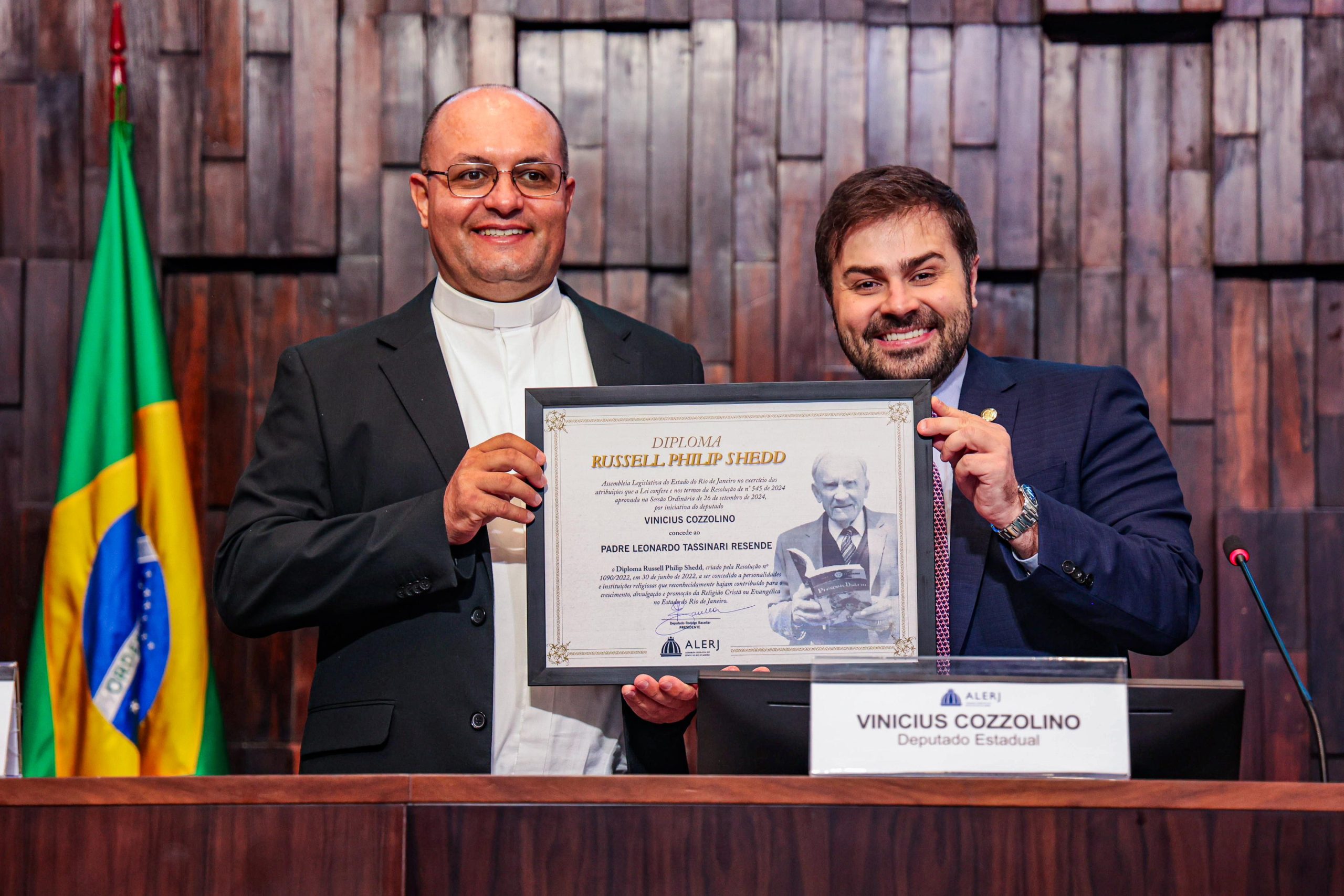 Padre Leonardo Tassinari e Padre Carlos Magno homenageados na Alerj