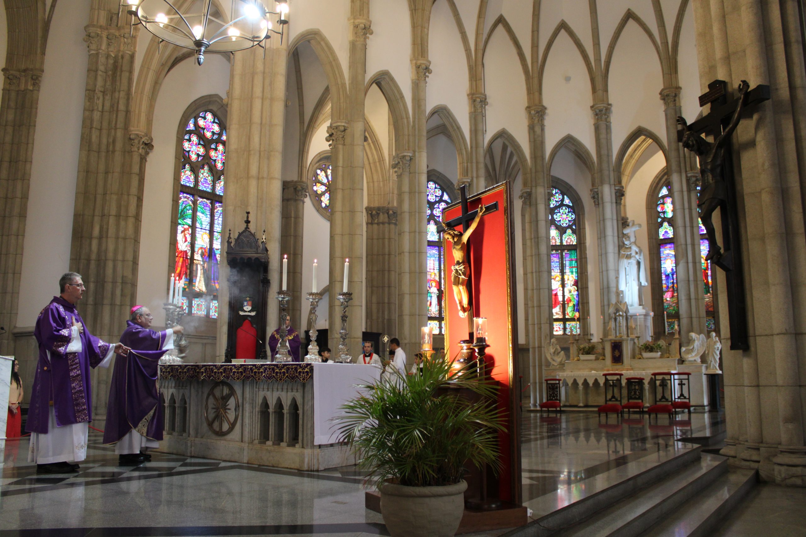 Missa na Catedral marca os 182 anos de fundação de Petrópolis