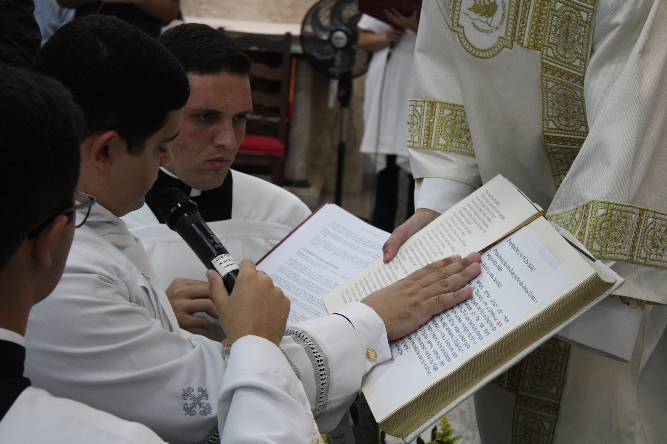Padre Luan assume nova missão na Paróquia Nossa Senhora da Ajuda com esperança e gratidão