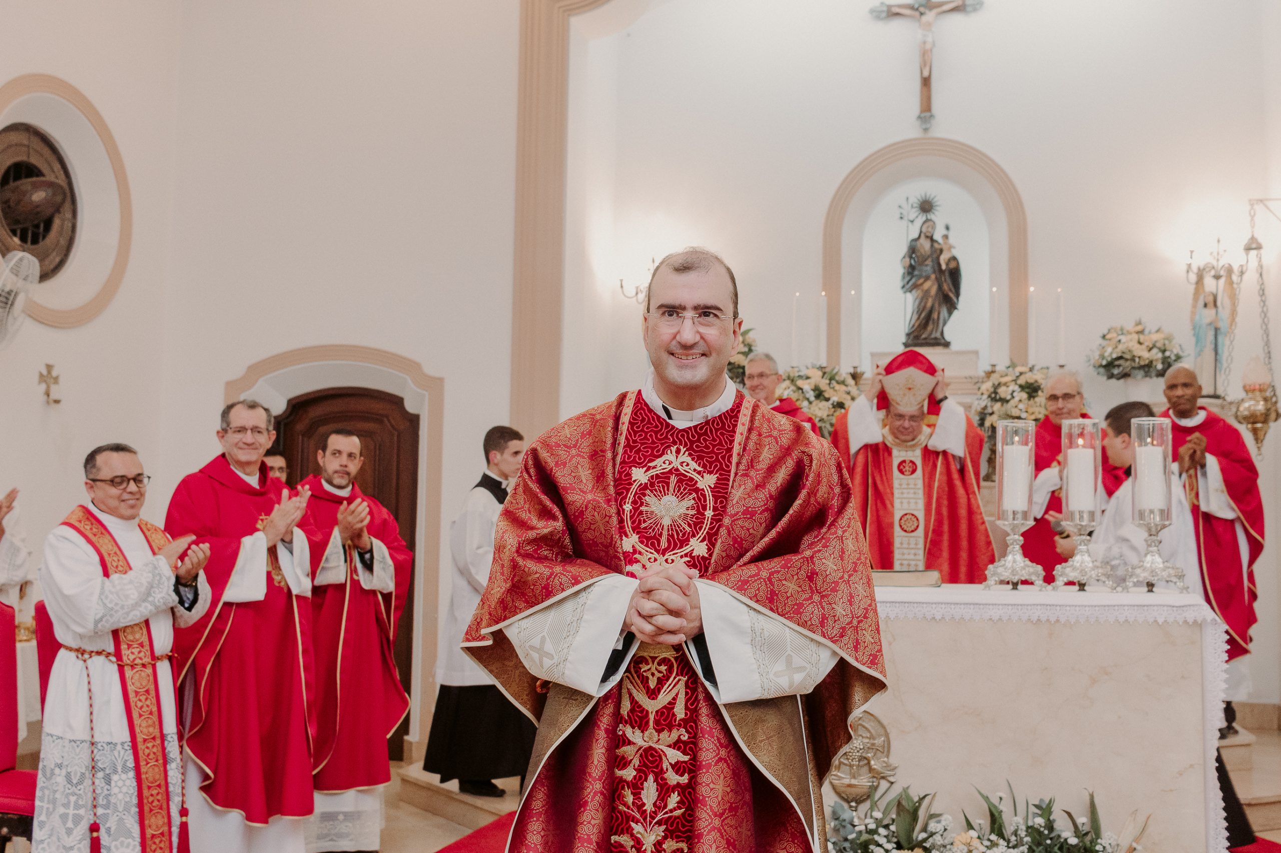 Paróquia São José de Itaipava recebe Padre Adenilson como novo pároco