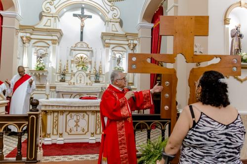 A Cruz da Esperança em sua peregrinação na Paróquia Nossa Senhora Aparecida em Piabetá_Foto Marcos Fabiano