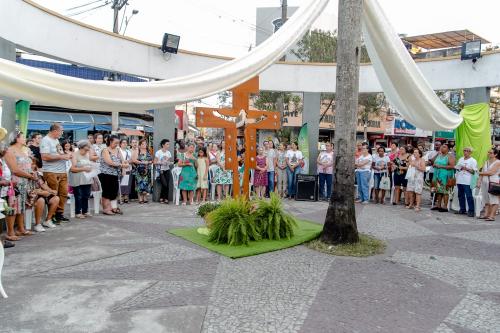 A Cruz da Esperança em sua peregrinação na Paróquia Nossa Senhora Aparecida em Piabetá_Foto Marcos Fabiano