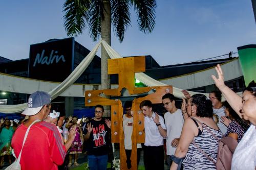 A Cruz da Esperança em sua peregrinação na Paróquia Nossa Senhora Aparecida em Piabetá_Foto Marcos Fabiano