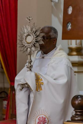 A Cruz da Esperança em sua peregrinação na Paróquia Nossa Senhora Aparecida em Piabetá_Foto Marcos Fabiano