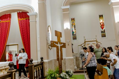 A Cruz da Esperança em sua peregrinação na Paróquia Nossa Senhora Aparecida em Piabetá_Foto Marcos Fabiano