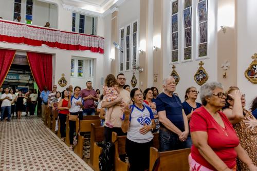 A Cruz da Esperança em sua peregrinação na Paróquia Nossa Senhora Aparecida em Piabetá_Foto Marcos Fabiano