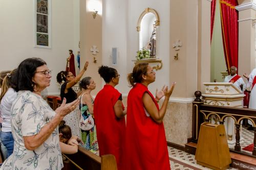 A Cruz da Esperança em sua peregrinação na Paróquia Nossa Senhora Aparecida em Piabetá_Foto Marcos Fabiano