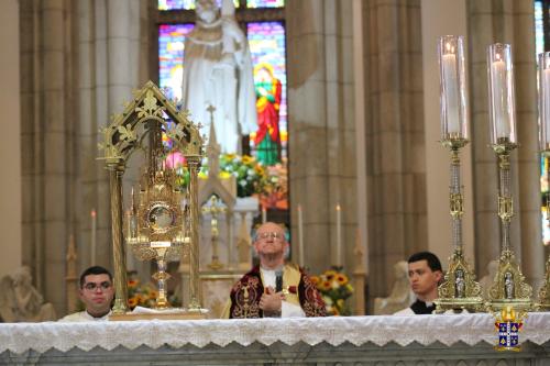 Abertura-do-Jubileu-de-Esperanca-na-Diocese-de-Petropolis-37