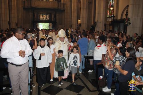 Abertura-do-Jubileu-de-Esperanca-na-Diocese-de-Petropolis-88