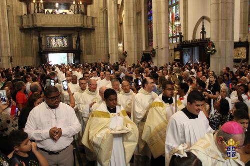 Abertura-do-Jubileu-de-Esperanca-na-Diocese-de-Petropolis-95