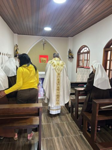 Casa-das-irmas-Servas-dos-Pobres-1