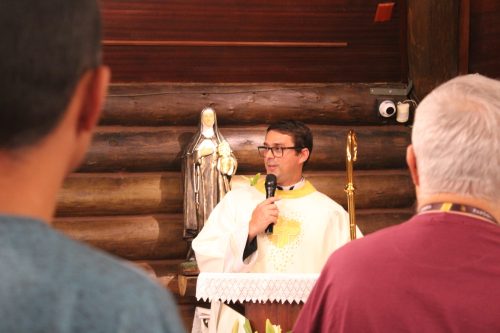 Comunidade-celebra-25-anos-da-Igreja-Santa-Clara-33