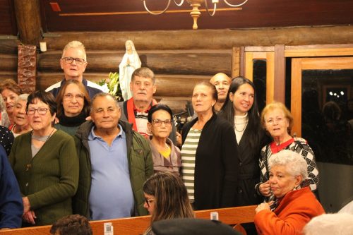 Comunidade-celebra-25-anos-da-Igreja-Santa-Clara-39