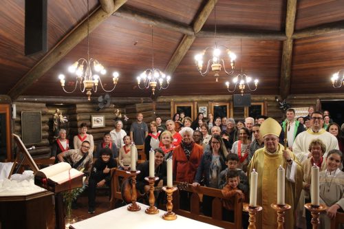 Comunidade-celebra-25-anos-da-Igreja-Santa-Clara-42