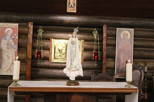 Comunidade-celebra-25-anos-da-Igreja-Santa-Clara-6