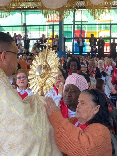 Congresso-Jubilar-do-Apostolado-da-Oracao Colegio-Padre-Correa Fotos-Pascom-Santuario-Amor-Divi-53