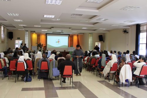 Congresso-e-Peregrinacao-Jubilar-da-Conferencia-dos-Regliosos-do-Brasil-do-Regional-Leste-1-em-Petropolis-1