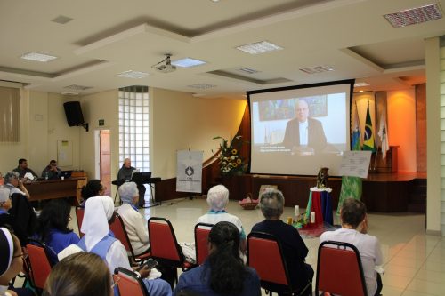 Congresso-e-Peregrinacao-Jubilar-da-Conferencia-dos-Regliosos-do-Brasil-do-Regional-Leste-1-em-Petropolis-16