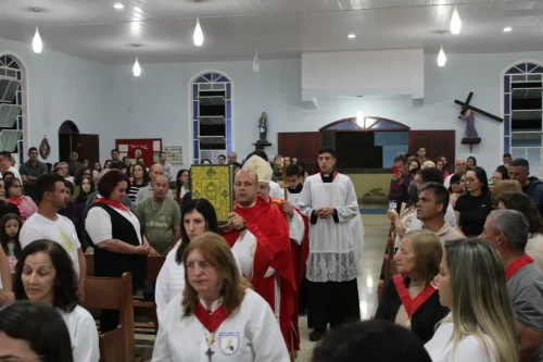 Crisma-Paroquia-Sao-Jose-Agua-Quente-10