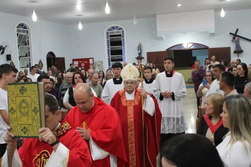 Crisma-Paroquia-Sao-Jose-Agua-Quente-12