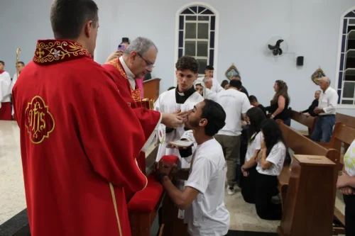 Crisma-Paroquia-Sao-Jose-Agua-Quente-180