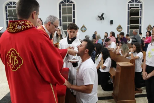 Crisma-Paroquia-Sao-Jose-Agua-Quente-186