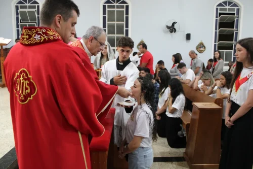 Crisma-Paroquia-Sao-Jose-Agua-Quente-190