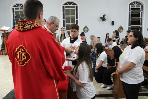 Crisma-Paroquia-Sao-Jose-Agua-Quente-192