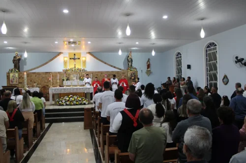 Crisma-Paroquia-Sao-Jose-Agua-Quente-27