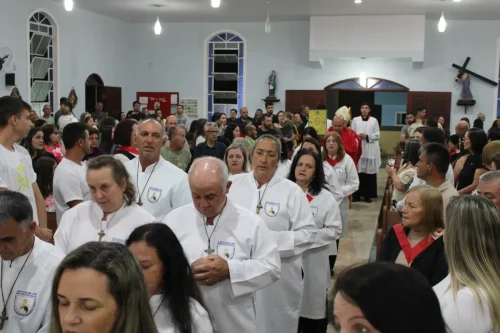 Crisma-Paroquia-Sao-Jose-Agua-Quente-8