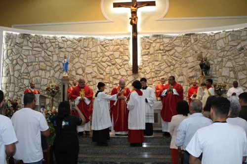 Crisma-Paroquia-de-Santo-Aleixo-51