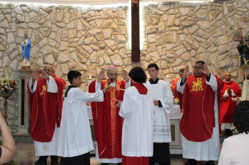 Crisma-Paroquia-de-Santo-Aleixo-52