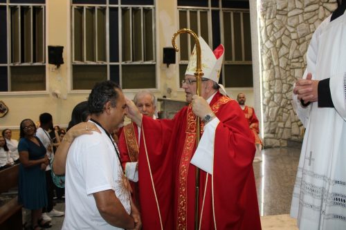 Crisma-Paroquia-de-Santo-Aleixo-58