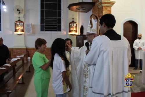 Crisma-na-Comunidade-na-Igreja-Nossa-Senhora-da-Gloria-no-Morin Fotos-Rogerio-Tosta-61