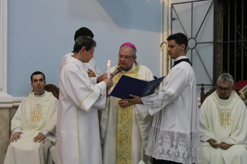 Dedicacao-do-altar-da-Igreja-Nossa-Senhora-das-Gracas-em-Parada-Modelo-139
