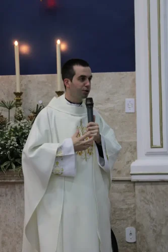 Dedicacao-do-altar-da-Igreja-Nossa-Senhora-das-Gracas-em-Parada-Modelo-162