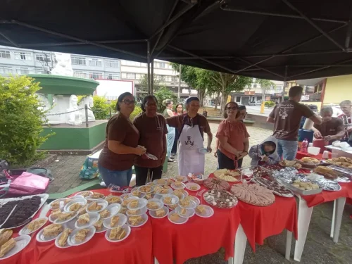 Dia-do-Pobre-na-Paroquia-do-Sagrado-em-Teresopolis-16