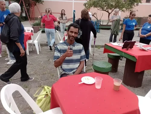 Dia-do-Pobre-na-Paroquia-do-Sagrado-em-Teresopolis-18