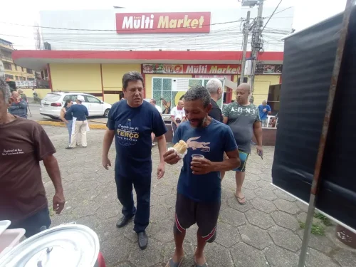 Dia-do-Pobre-na-Paroquia-do-Sagrado-em-Teresopolis-2