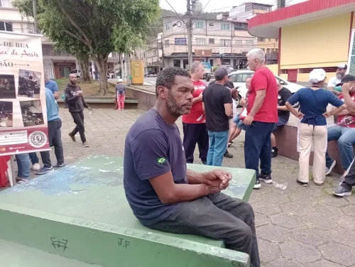 Dia-do-Pobre-na-Paroquia-do-Sagrado-em-Teresopolis-23