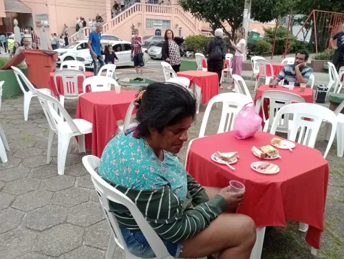 Dia-do-Pobre-na-Paroquia-do-Sagrado-em-Teresopolis-26