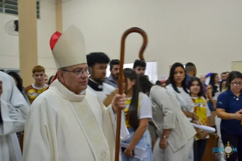 Dom-Joel-Crisma-na-Paroquia-Sao-Sebastiao-em-Piabeta Fotos-Pascom-da-Paroquia-1